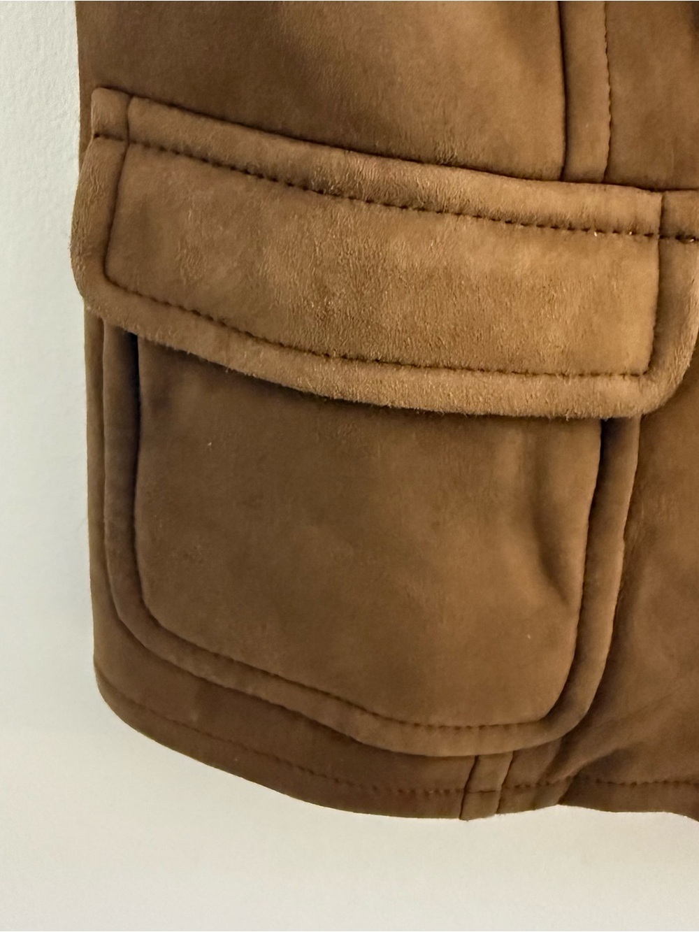 Massimo Dutti Size Medium Brown Leather Toggle Vest - Picture 3 of 10